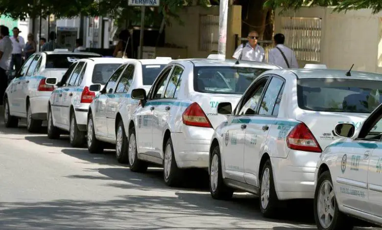 parked playa del carmen taxis 