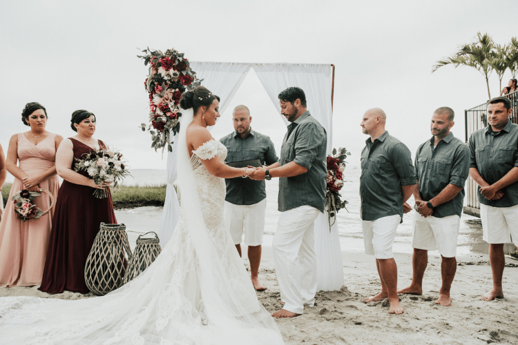 unique beach wedding ideas