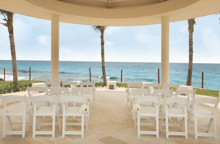 200 guest wedding mexico