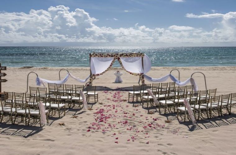 200 guests wedding in mexico best resorts