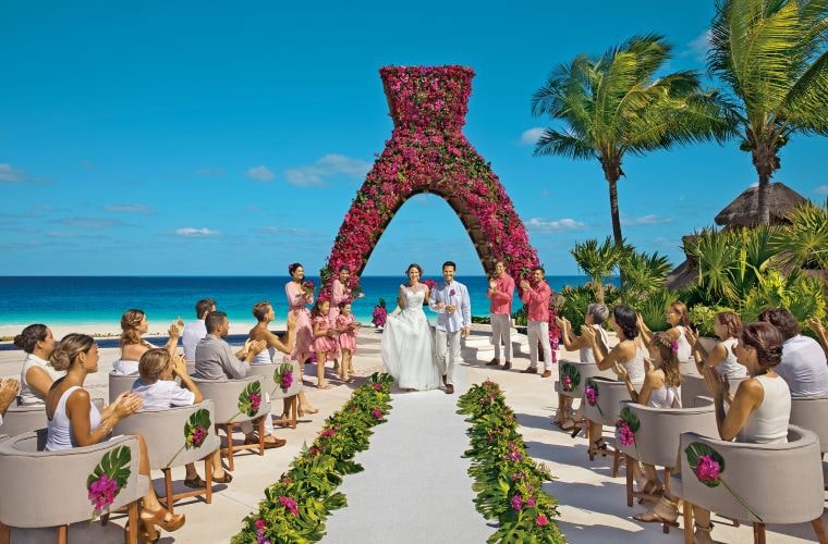 kid-friendly wedding mexico