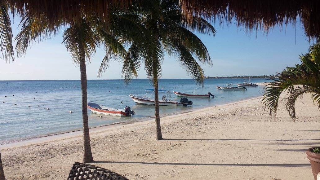 Central Akumal Beach