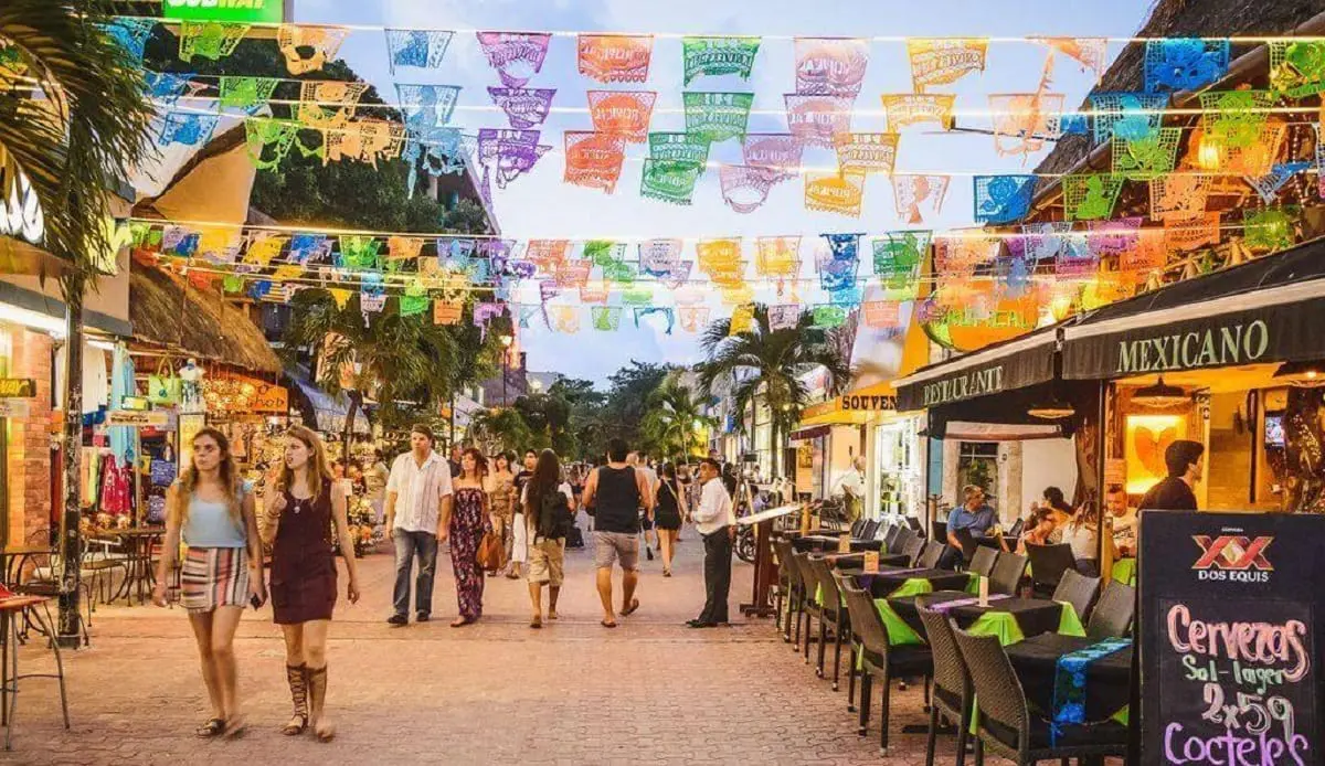 5th avenue street shopping mexico