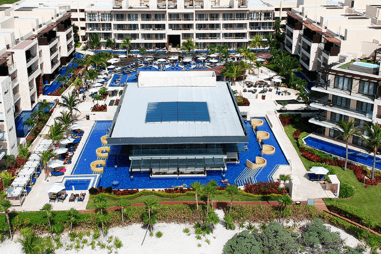 Corporate retreat in Cancun