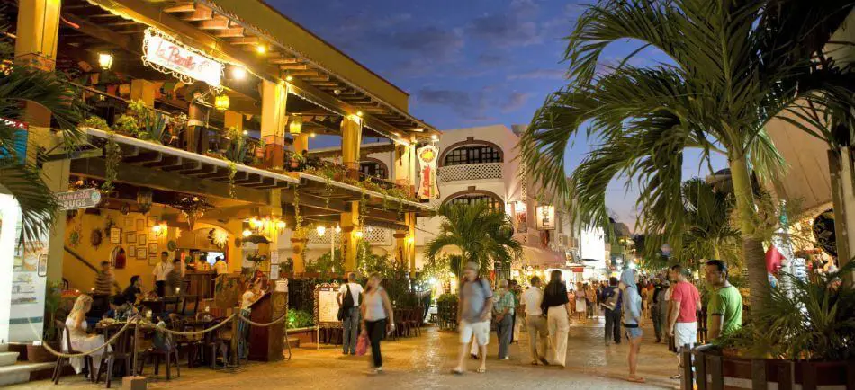 Playa del Carmen shopping