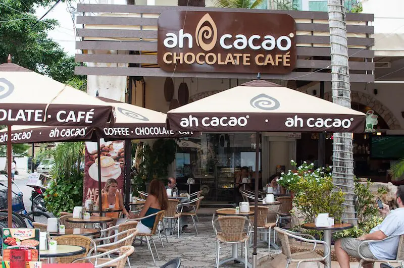 Ah Cacao cafe and ice cream shop