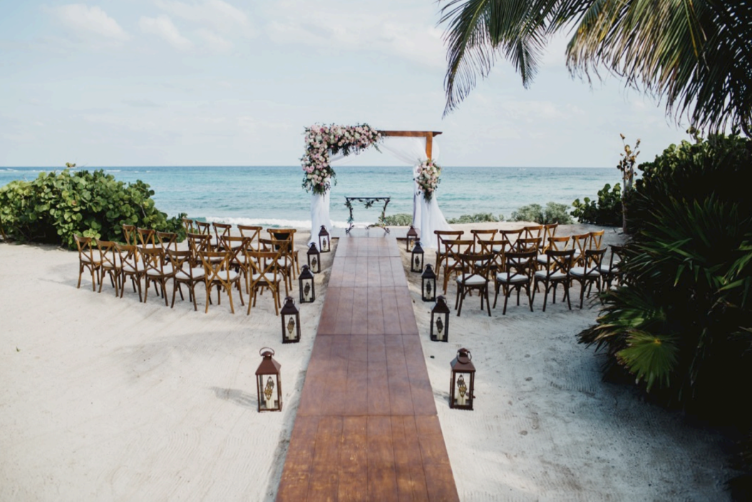 Akumal Bay Beach & Wellness Resort wedding venue