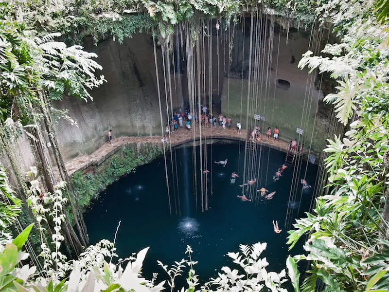 Cenote Chichn Itz