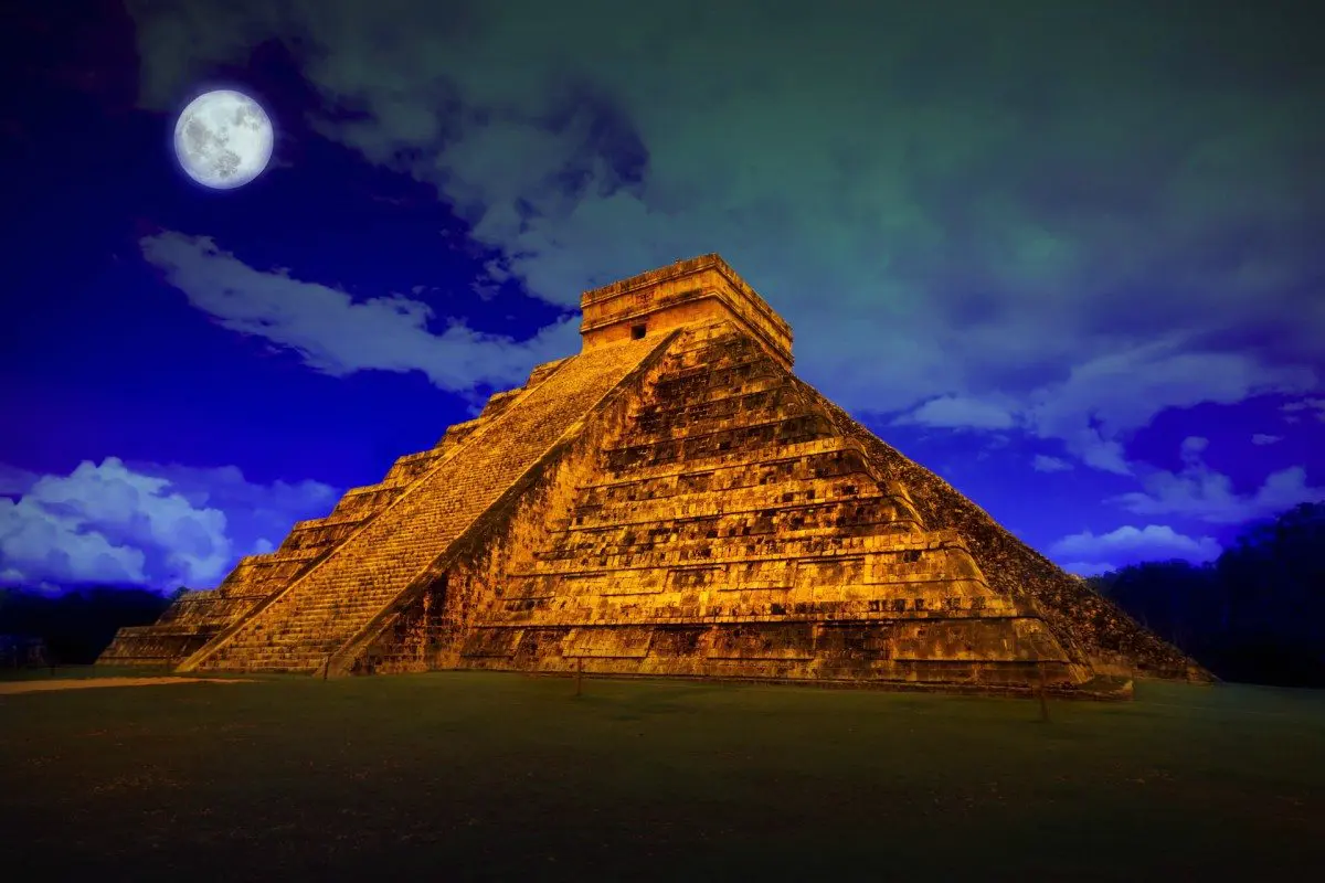 Chichen Itza sunset