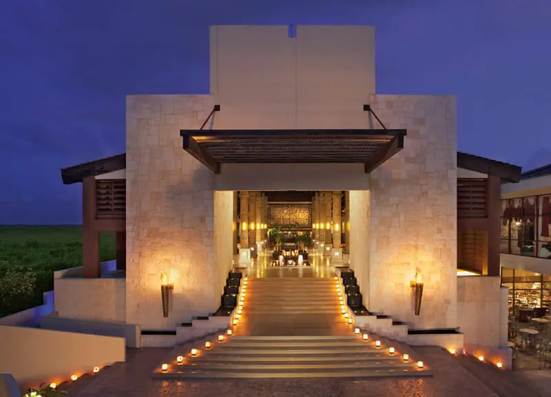 Dream Riviera Cancun Lobby