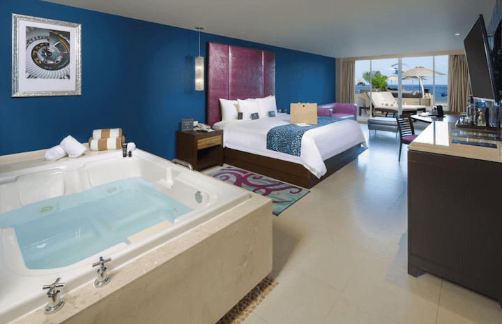 rooms at the hard rock cancun