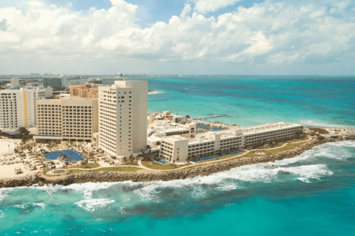 Weddings at The Hyatt Ziva Cancun | Our Honest Review (2023)