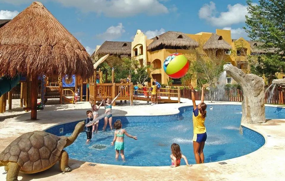 Kid-friendly hotels riviera maya