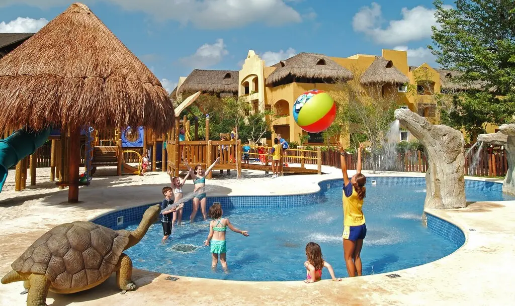 TOP 10 Kid-Friendly Resorts in The Riviera Maya (2023)