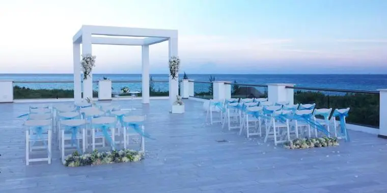 rooftop location wedding