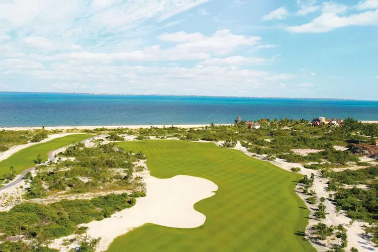 Playa Mujeres gold course
