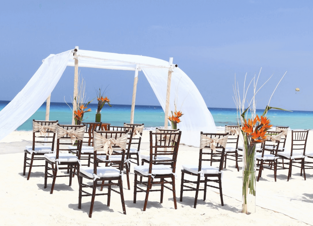Sandos Cancun Beach Wedding