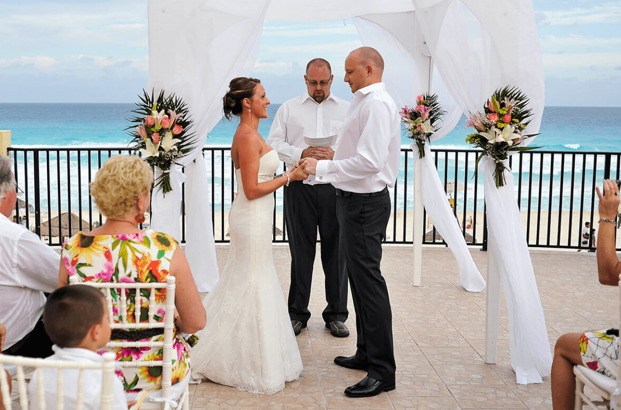 Sky terrace ceremony in Cancun