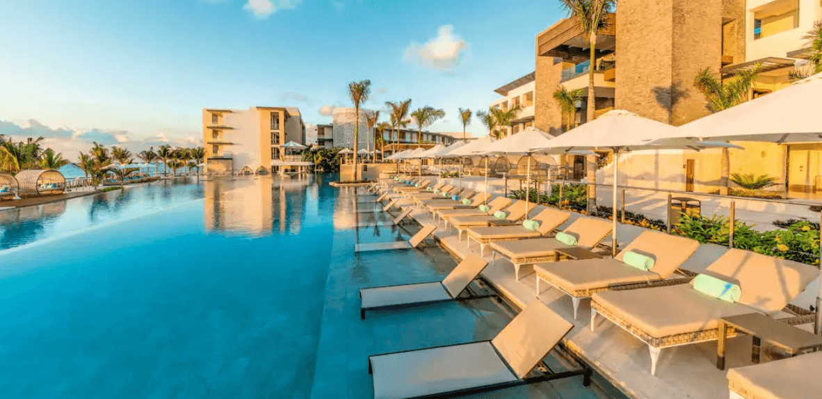 corporate retreats cancun