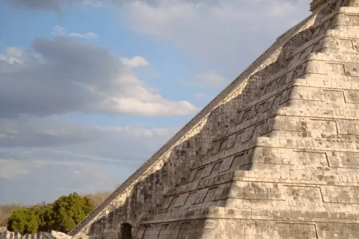 Witness the Fall Equinox Awaken the 10-Story Serpent That Slithers down Chichen Itza