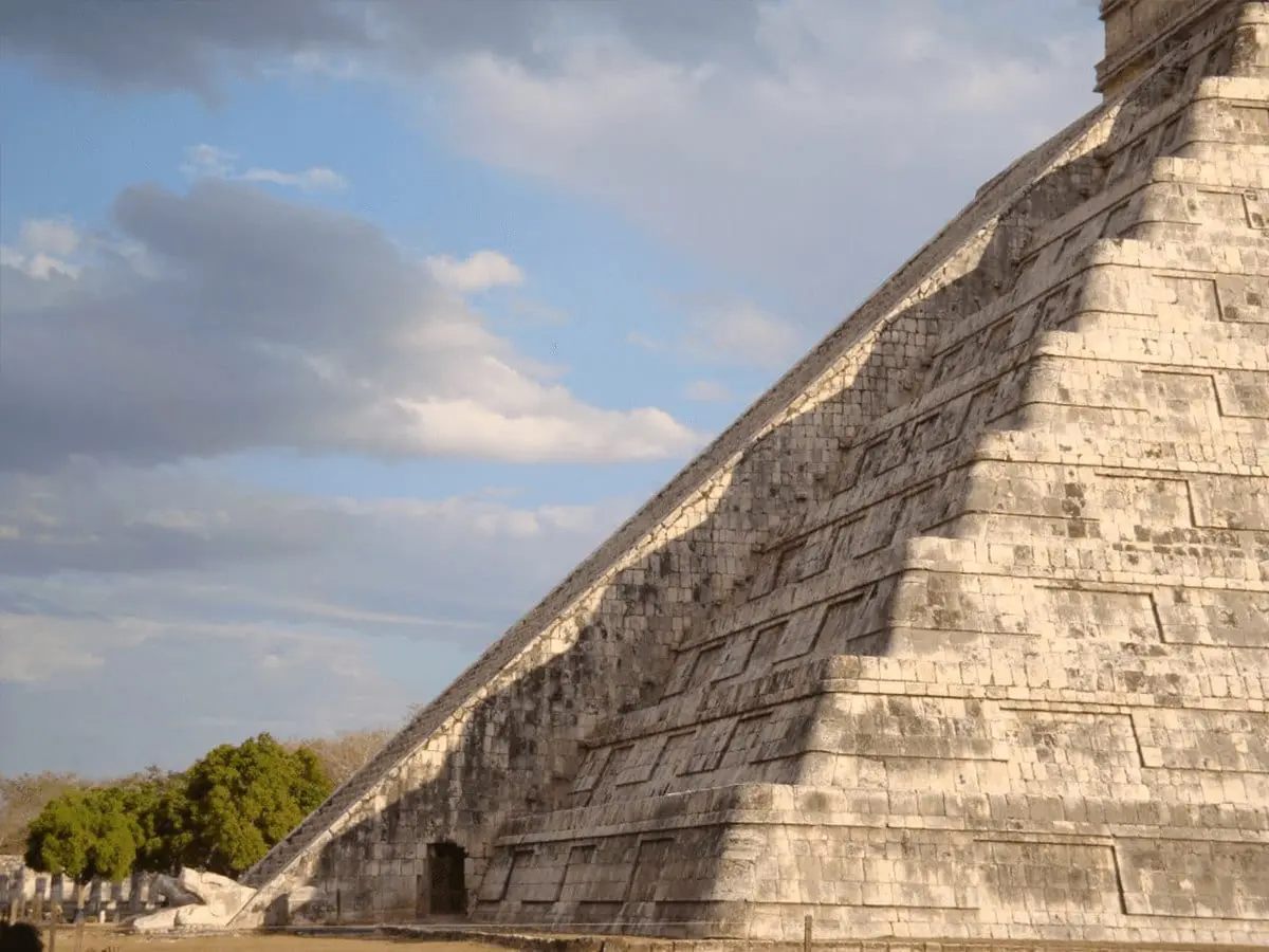 The Equinox at Chichen Itza (Mexico) 2023 Save 10