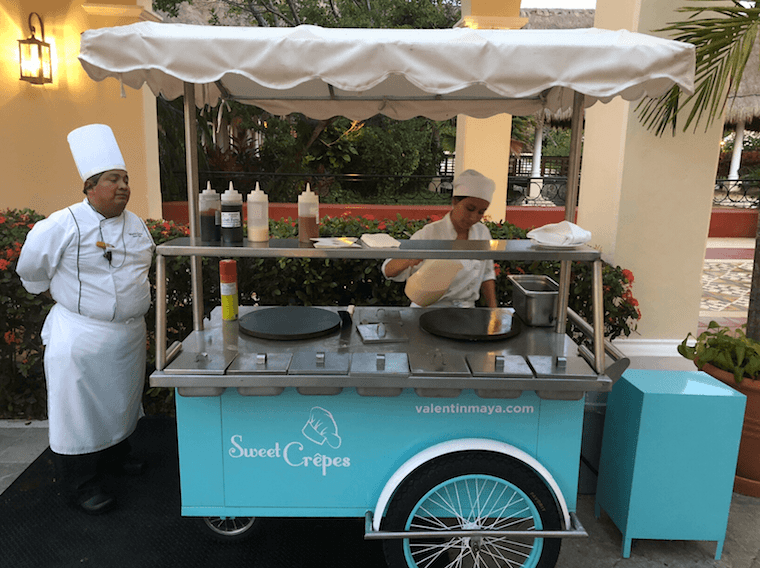 Crepe Stand