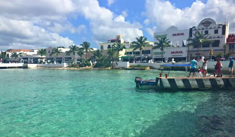 shopping in cozumel