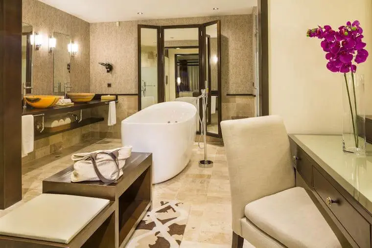 Bathroom at Grand Palladium