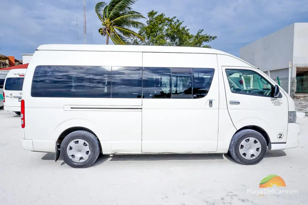 Private airport transfers to Playa del Carmen from Cancun airport