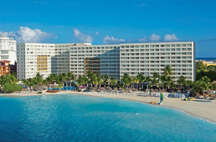 beach side view of Dreams Sands Cancun