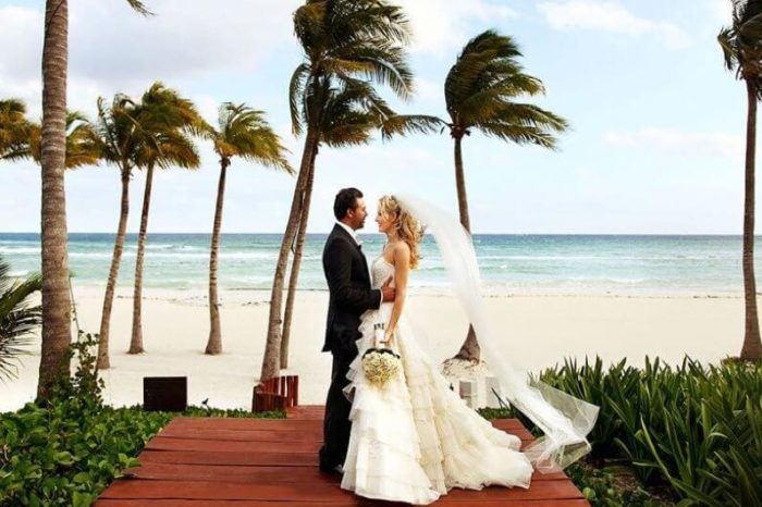 10 Best Resorts Your Beach Wedding in Playa del Carmen 2022