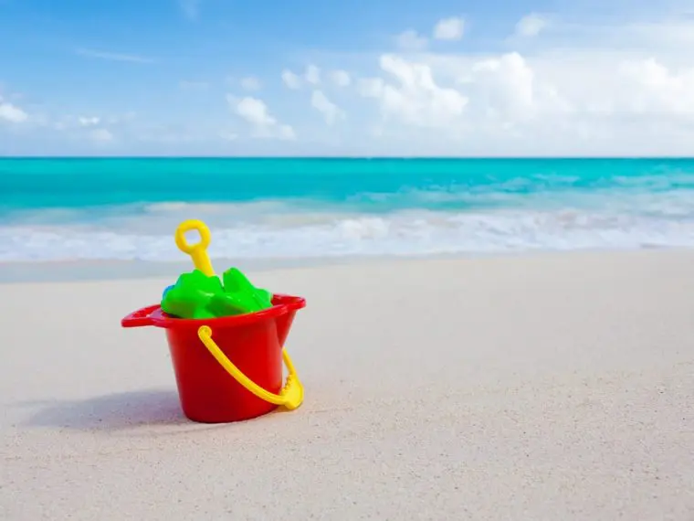 bucket-and-toys-on-beach