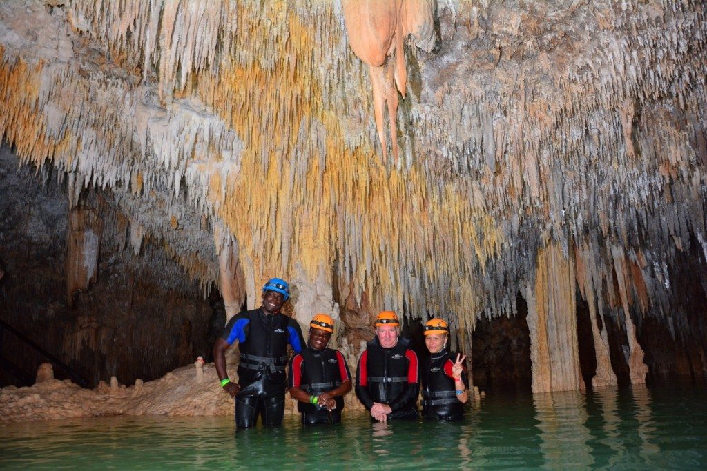 Group picture in secret cenote