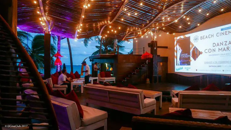  Free Movie Under the Stars in Playa del Carmen