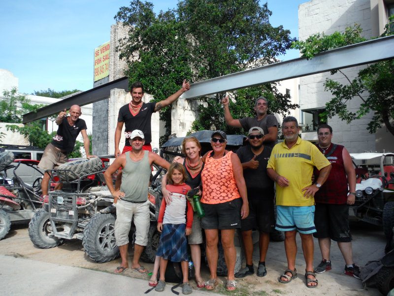 dune buggy group photo