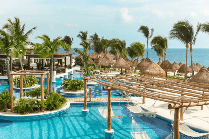 Excellence Playa Mujeres Weddings | Our Honest Review 2024