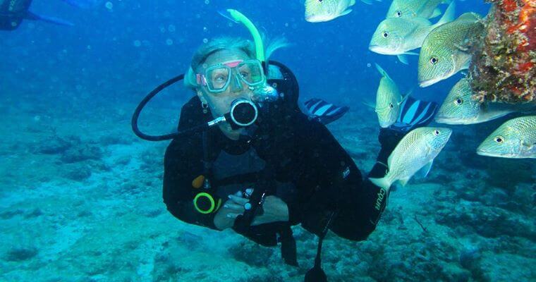 scuba diving is one of the most fun activities in Cancun