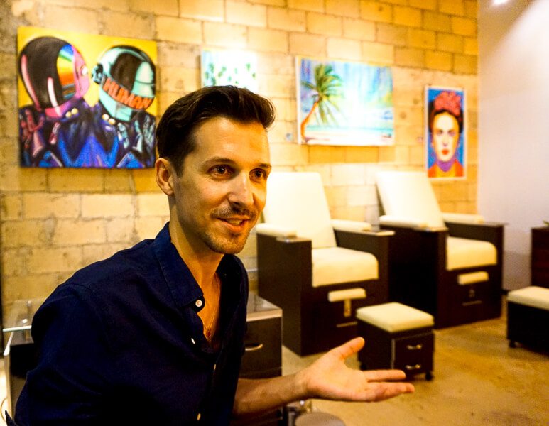 Thomas LeVasseur, owner of Glenn-Briggs Salon in Playa del Carmen