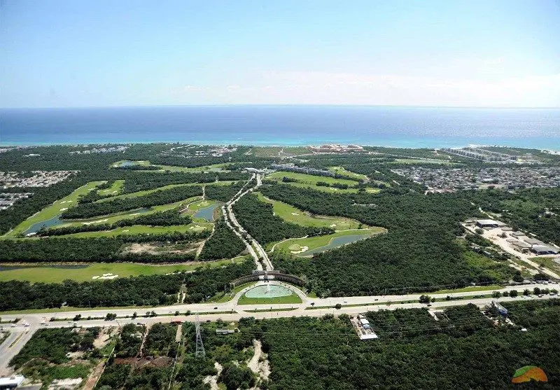 Aerial picture of the Grand Coral Golf Club in Riviera Maya