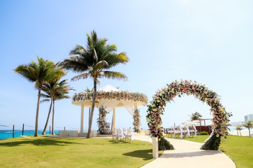 hyatt ziva cancun wedding venue