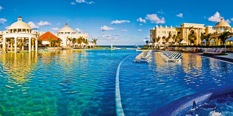 Iberostar Grand Hotel pool