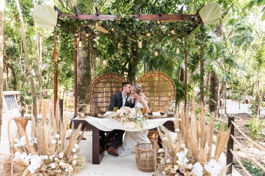 iberostar quetzal wedding setup bride and groom kissing