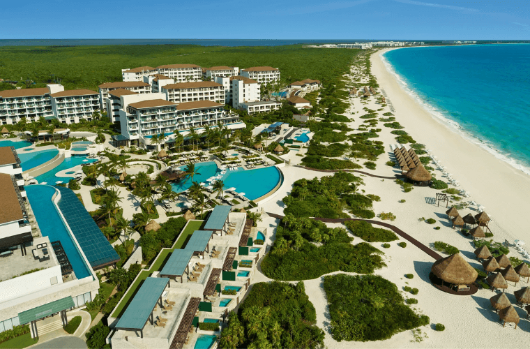 aerial view of Dreams Playa Mujeres