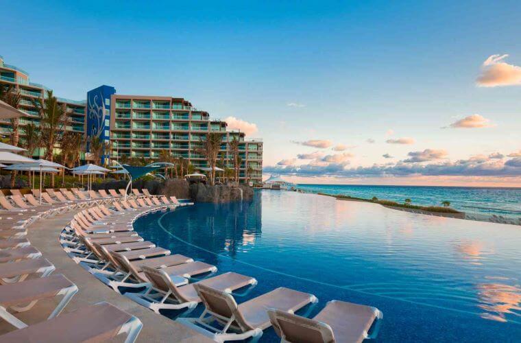 infinity pool and accommodation buildings at Hard Rock Cancun 