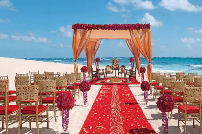 Indian beach wedding at Hard Rock Riviera Maya