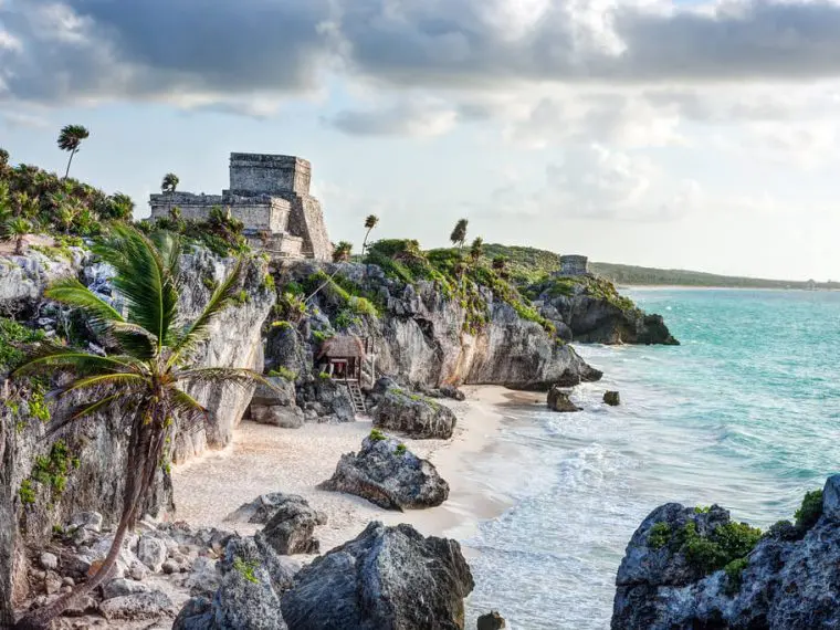Tulum ruins back view