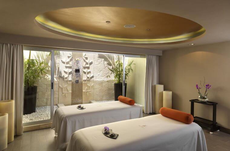 treatment room at YHI Spa Paradisus La Perla 