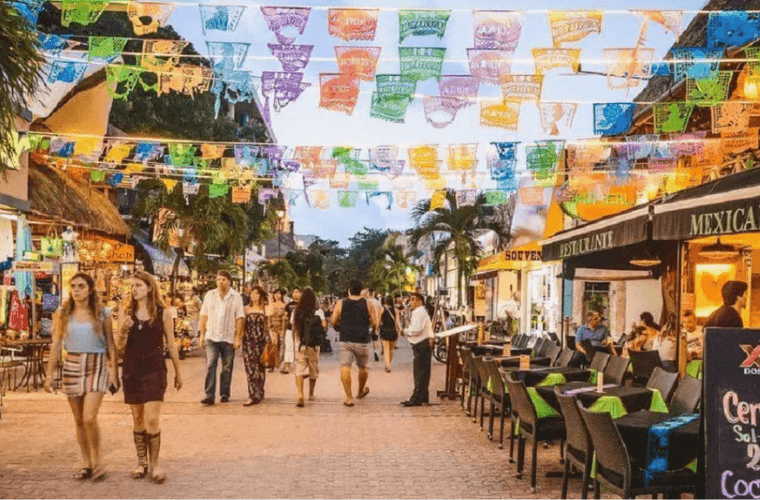 5th Avenue in Playa Del Carmen 