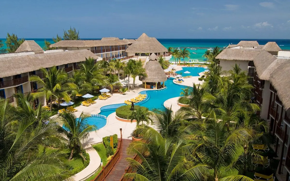 Reef Coco Beach Hotel aerial view