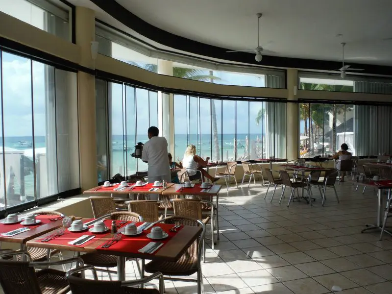 Buffet Restaurant at the Reef Coco Beach hotel